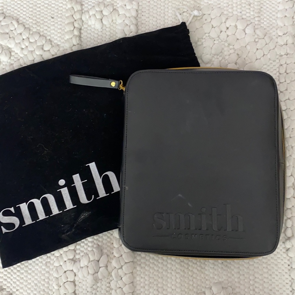 Smith cosmetics smithfolio with 3 panels